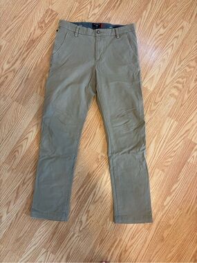 Men's Slim coupe Stretch Chino Pants dark tan khaki size 30 dockers inseam 28 in